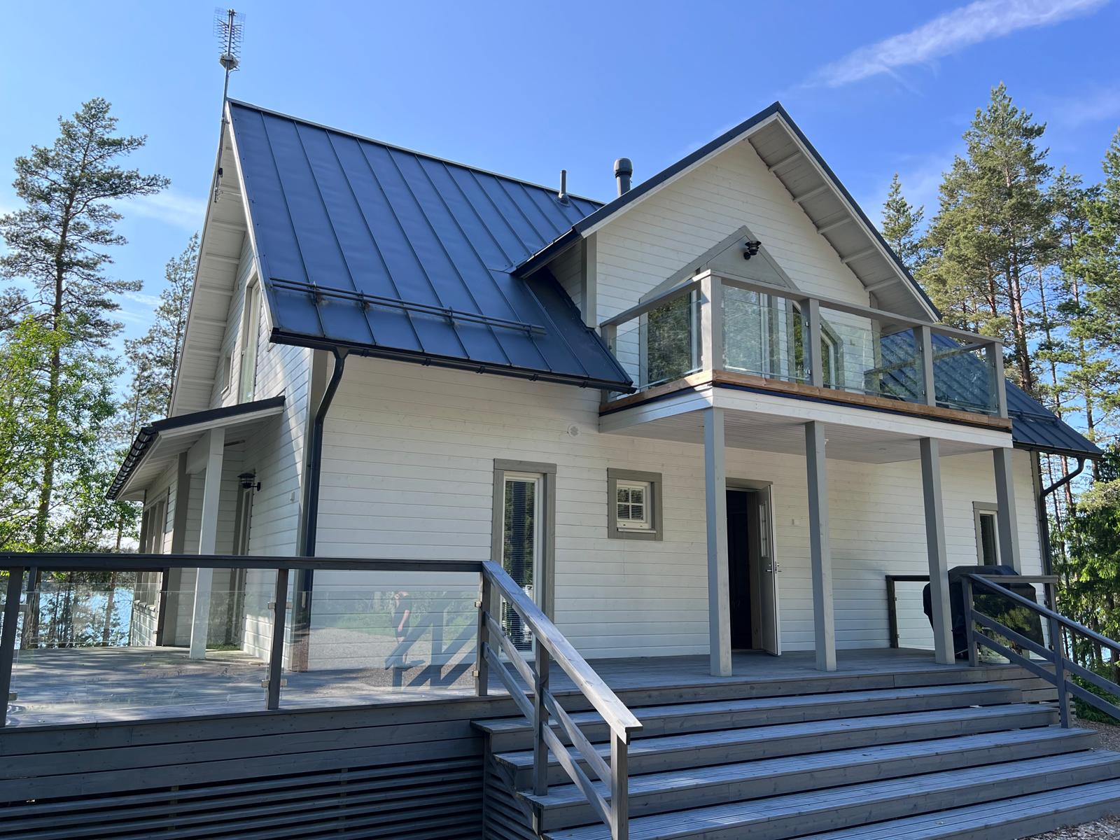 ulkomaalaus-talon-maalaus-ulkoremontti-helsinki-espoo-vantaa-casarak-oy